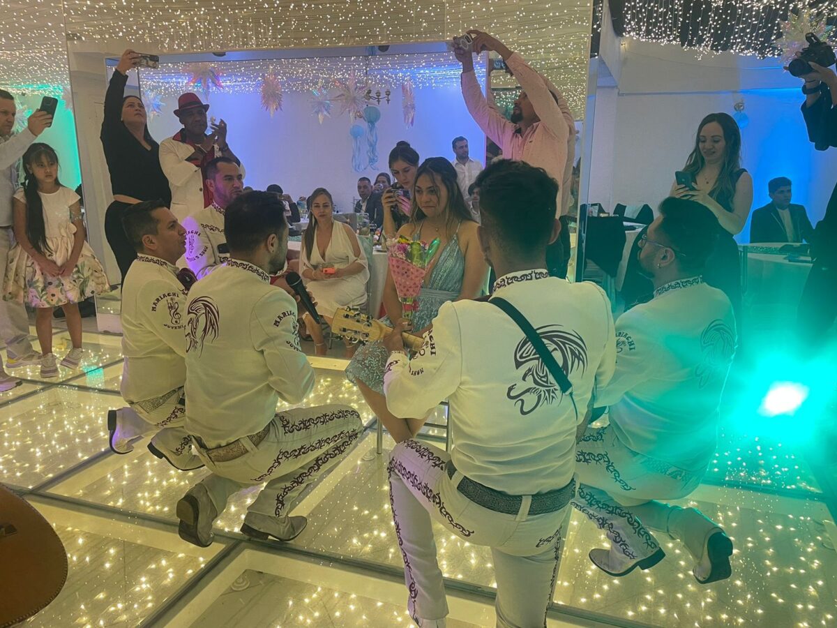 mariachi bogota juvenil quince años